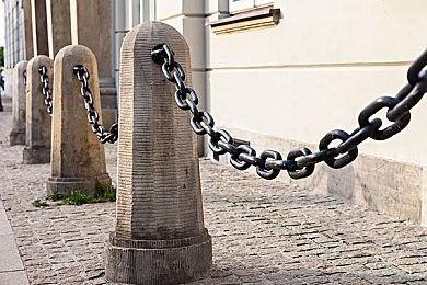 避免撞车 《鬼屋魔影：重制版》延期至明年1月